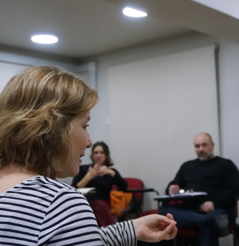 Estudiantes de Postgrado participaron en Charla Magistral y Talleres dirigidos por académica brasileña Rachel Cecília de Oliveira en IDEA